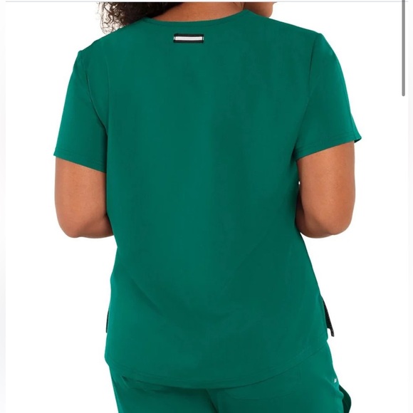 Koi Scrub Set - Picture 2 of 5